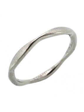 Chanel Ring Camellia Platinum 55